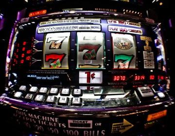 Рулетка на деньги от 1 рубля с выводом денег играть в игровые автоматы sharky бесплатно